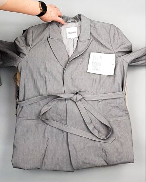 Фотография  913 - Кардиганы СТОК CAN 084#7 кг, ЛОТ №7673 оптом в Краснодаре и Краснодарском крае