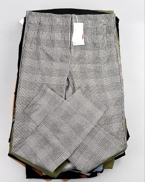 Купить Брюки женские лето C&A 025#10 кг, ЛОТ №7893 оптом в Краснодаре и Краснодарском крае