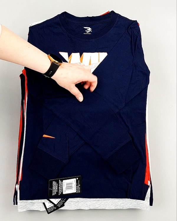 Фотография  386 - Тонковки детские NIKE CAN 084#5 кг, ЛОТ №7970 оптом в Краснодаре и Краснодарском крае