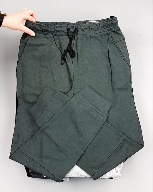 Фотография  748 - Штаны спортивные муж CAN 084#10 кг, ЛОТ №8073 оптом в Краснодаре и Краснодарском крае