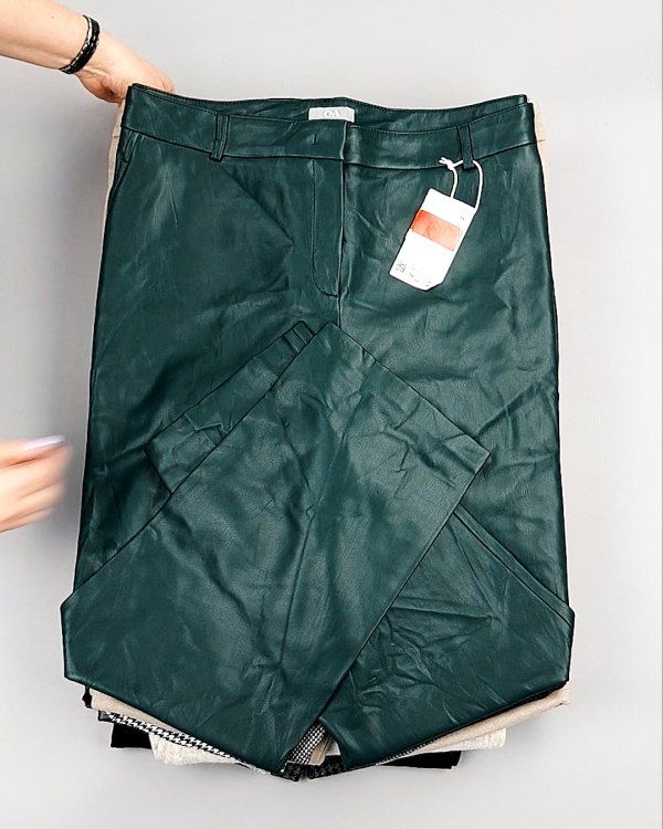 Фотография  393 - Брюки женские зима C&A 025#10 кг, ЛОТ №7911 оптом в Краснодаре и Краснодарском крае