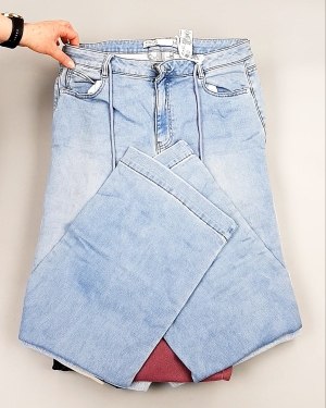 Фотография  912 - Джинсы NEXT Women#10 кг, ЛОТ №8034 оптом в Краснодаре и Краснодарском крае