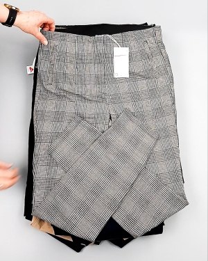 Фотография  330 - Брюки женские лето C&A 025#10 кг оптом в Краснодаре и Краснодарском крае