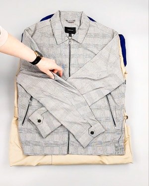 Фотография  693 - Ветровки м/ж C&A 025#10 кг, ЛОТ №7864 оптом в Краснодаре и Краснодарском крае