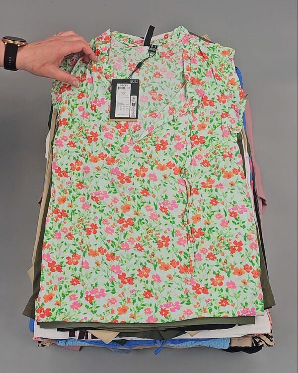 Фотография  150 - PIECES Summer mix 045#15 кг, ЛОТ №8421 оптом в Краснодаре и Краснодарском крае