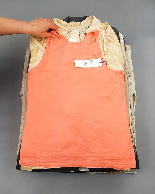 Фотография  685 - YA YA mix 43#40 шт, ЛОТ №8267 оптом в Краснодаре и Краснодарском крае