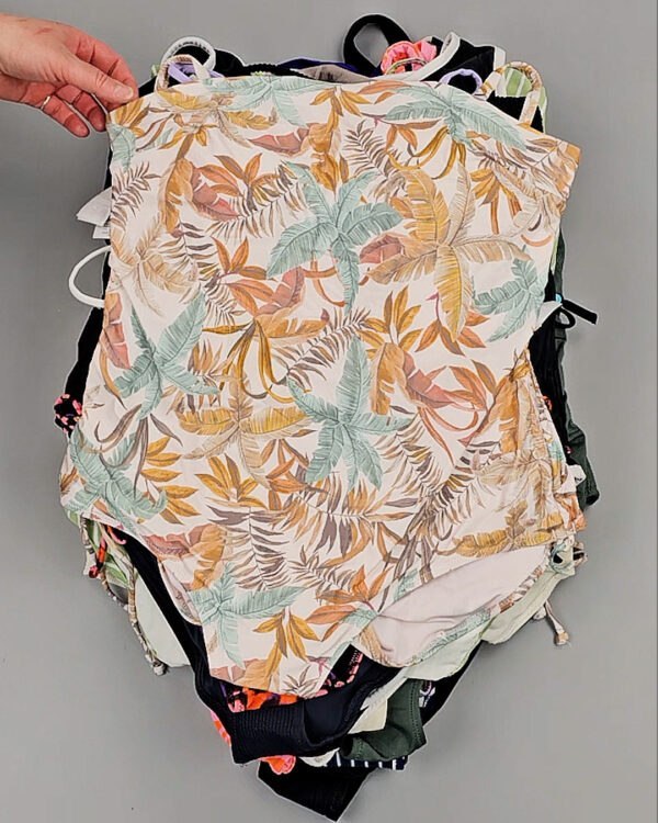 Фотография  550 - Купальники H&M#5 кг оптом в Краснодаре и Краснодарском крае