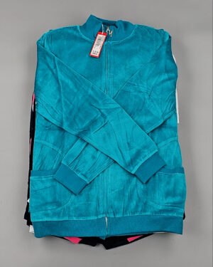 Купить Спортивные костюмы  AD83#4 шт, ЛОТ №8637 оптом в Краснодаре и Краснодарском крае