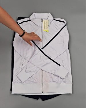 Фотография  605 - Спортивные костюмы  AD83#4 шт, ЛОТ №8637 оптом в Краснодаре и Краснодарском крае