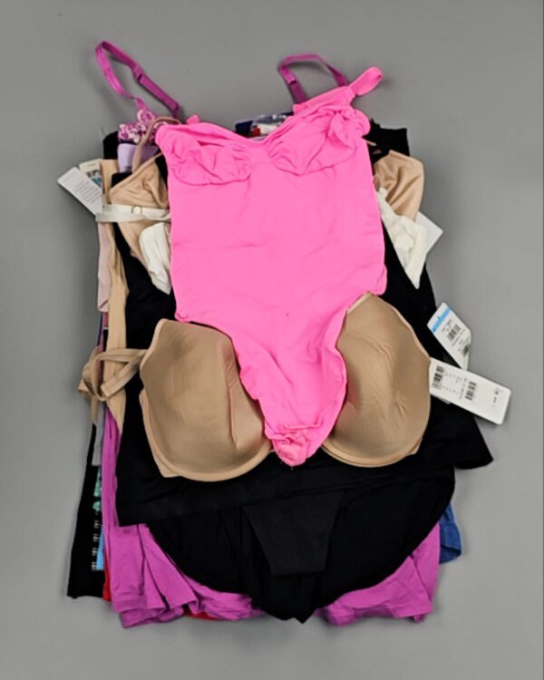 Фотография  973 - Купальники Nordstrom 124#2,8 кг, ЛОТ №8490 оптом в Краснодаре и Краснодарском крае