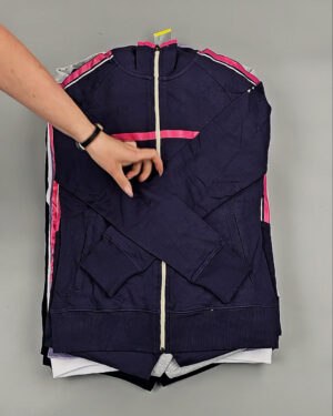 Фотография  241 - Спортивные костюмы  AD83#10 шт, ЛОТ №8638 оптом в Краснодаре и Краснодарском крае