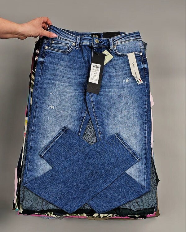 Фотография  162 - ONLY Summer mix 045#15 кг, ЛОТ №8457 оптом в Краснодаре и Краснодарском крае