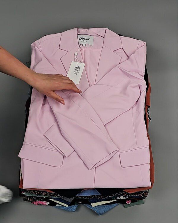 Фотография  992 - ONLY Summer mix 045#15 кг, ЛОТ №8455 оптом в Краснодаре и Краснодарском крае