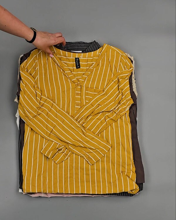 Фотография  271 - Блузки S#10 кг, ЛОТ № ВК0104 оптом в Краснодаре и Краснодарском крае