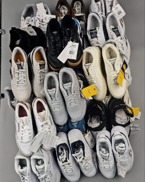 Купить Кроссовки Reebok#23 шт, ЛОТ №8896 оптом в Краснодаре и Краснодарском крае