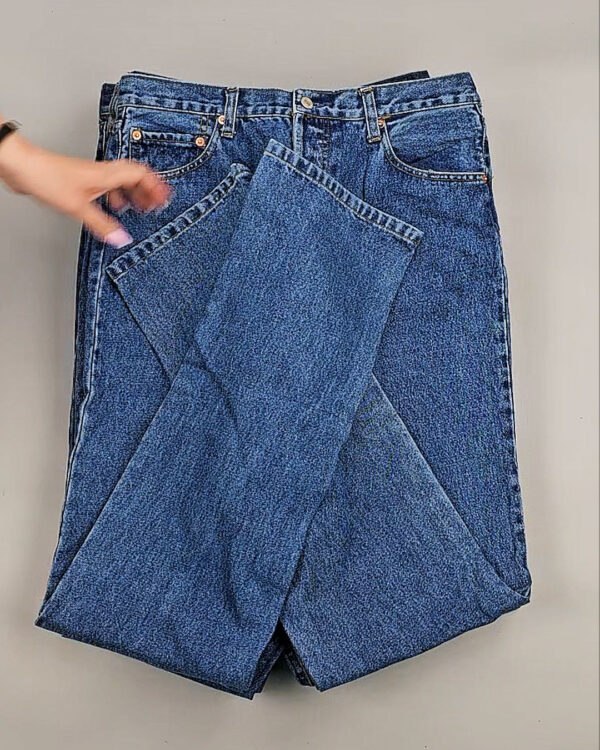 Фотография  261 - Джинсы LEVIS муж #6,2 кг, ЛОТ №8758 оптом в Краснодаре и Краснодарском крае