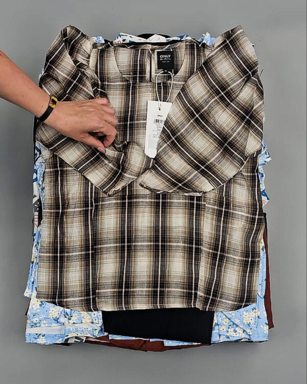 Фотография  362 - GEORGE+ARCADIA mix S AD16#10 кг, ЛОТ №8884 оптом в Краснодаре и Краснодарском крае