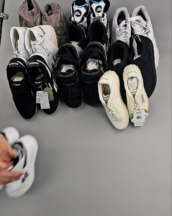 Фотография  967 - Кроссовки Reebok#23 шт, ЛОТ №8895 оптом в Краснодаре и Краснодарском крае