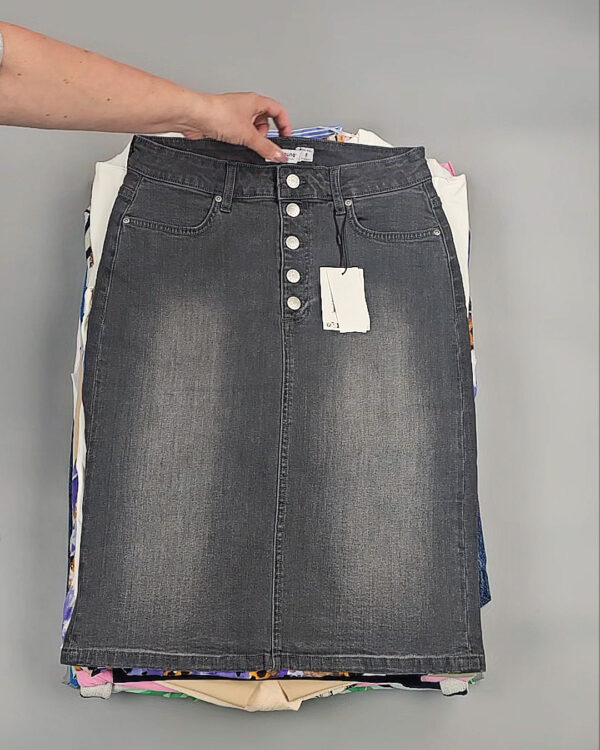 Фотография  732 - B.YOUNG Summer mix 045#17 кг оптом в Краснодаре и Краснодарском крае