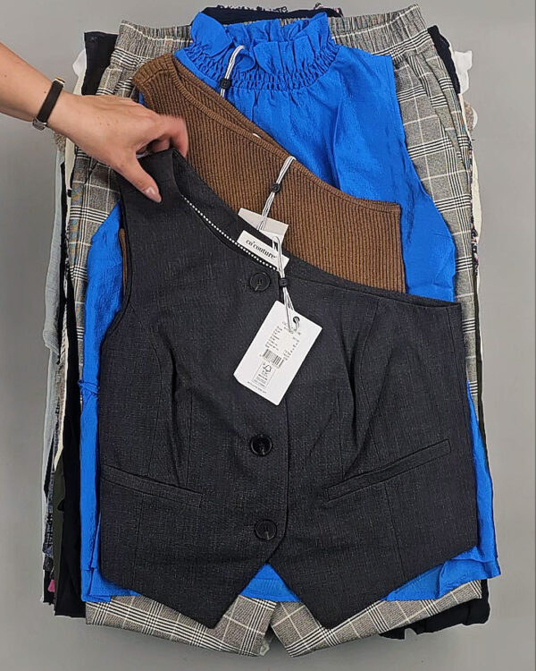 Фотография  500 - CO COUTURE mix 075#25 шт, ЛОТ №9008 оптом в Краснодаре и Краснодарском крае