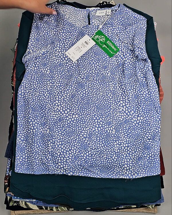 Фотография  404 - Блузки+Джемпера Bestseller Summer 045 B#8,5 кг, ЛОТ №9041 оптом в Краснодаре и Краснодарском крае