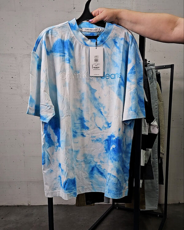 Фотография  922 - LACOSTE, CALVIN KLEIN, TOMMY HILFIGER, GUESS + 075#20 шт, ЛОТ №9072 оптом в Краснодаре и Краснодарском крае