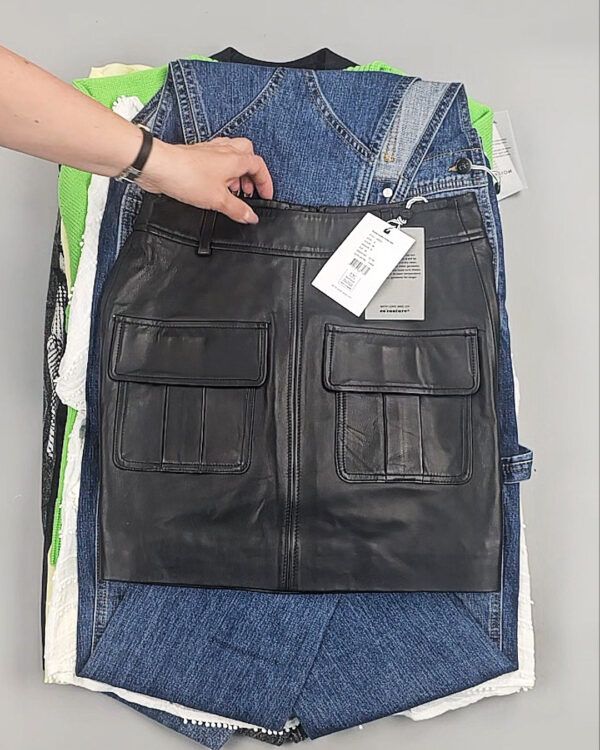 Фотография  606 - CO COUTURE mix 075#25 шт, ЛОТ №9010 оптом в Краснодаре и Краснодарском крае