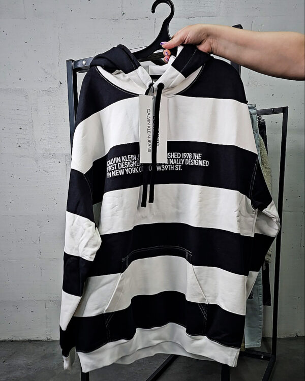 Фотография  808 - LACOSTE, CALVIN KLEIN, TOMMY HILFIGER, GUESS + 075#20 шт, ЛОТ №9072 оптом в Краснодаре и Краснодарском крае