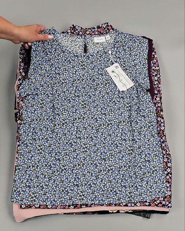 Фотография  456 - Блузки+Джемпера Bestseller Summer 045 B#8,5 кг, ЛОТ №9040 оптом в Краснодаре и Краснодарском крае