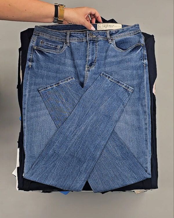 Фотография  177 - LIDL Winter mix 114#15 кг, ЛОТ №9134 оптом в Краснодаре и Краснодарском крае