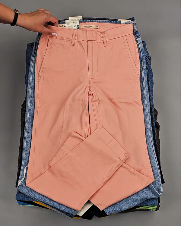 Фотография  659 - Levis mix SW 03#10 кг, ЛОТ СТ-9169 оптом в Краснодаре и Краснодарском крае