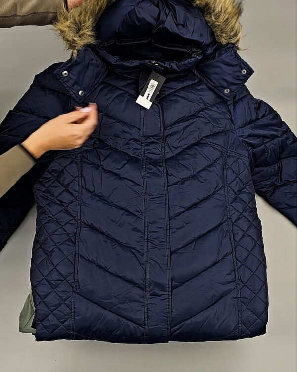 Фотография  585 - Верхняя одежда женская CAN 104#15 кг, ЛОТ СТ-9349 оптом в Краснодаре и Краснодарском крае