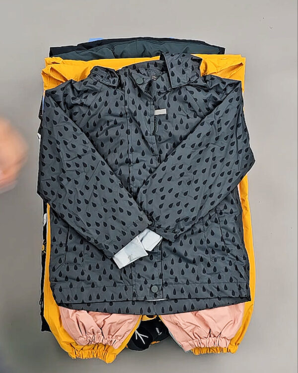 Фотография  613 - Верхняя одежда TCM kids зима 104#5 кг оптом в Краснодаре и Краснодарском крае