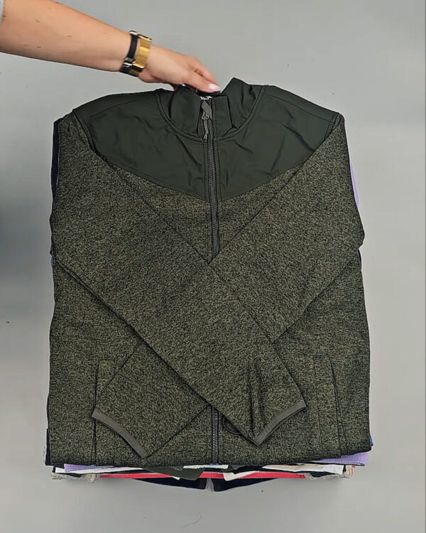 Фотография  795 - LIDL Winter mix 114#15 кг, ЛОТ №9137 оптом в Краснодаре и Краснодарском крае