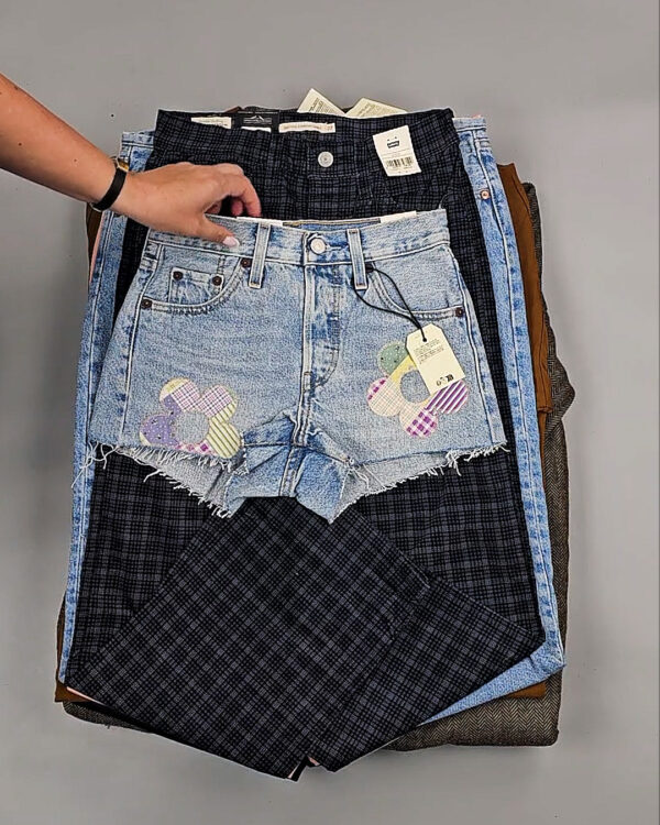 Фотография  779 - Levis mix SW 03#10 кг, ЛОТ СТ-9167 оптом в Краснодаре и Краснодарском крае