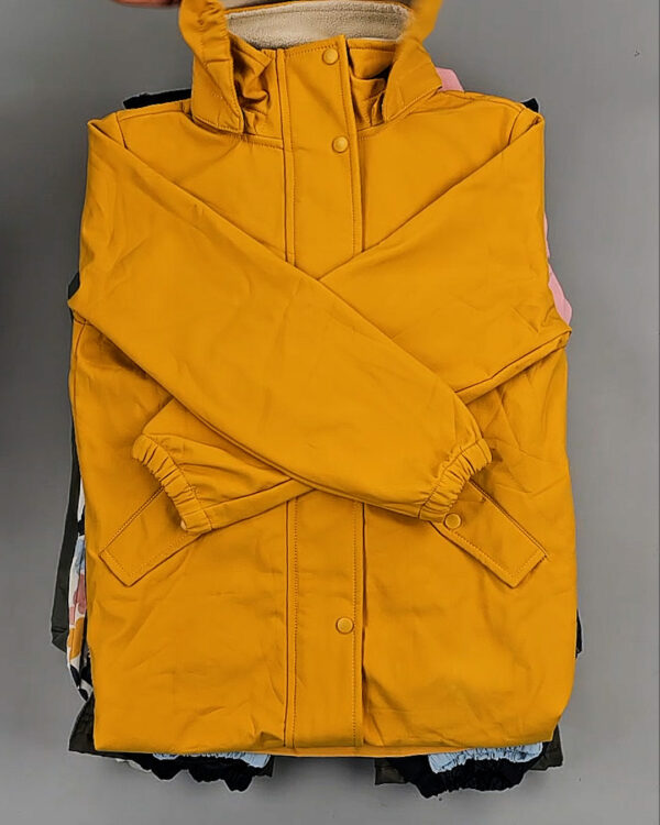 Фотография  382 - Верхняя одежда TCM kids 074#7 кг оптом в Краснодаре и Краснодарском крае