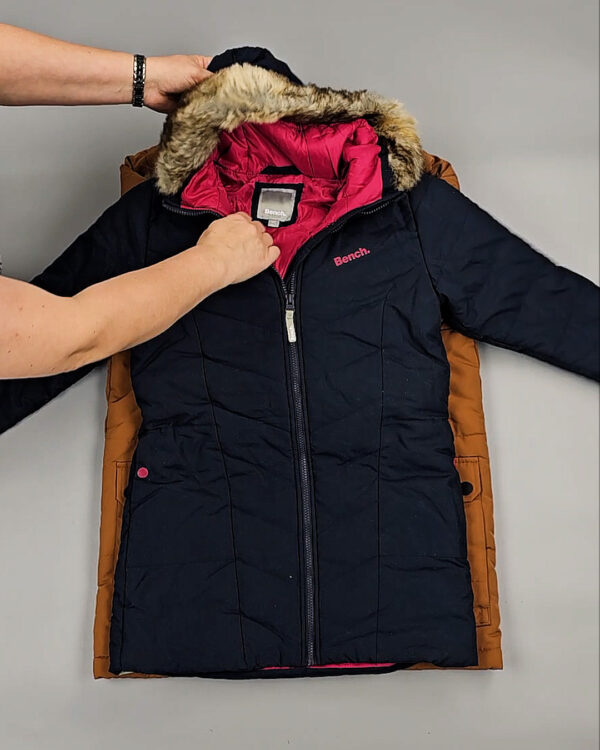 Фотография  549 - Верхняя одежда СТОК дети 065#10 кг, ЛОТ СТ-9342 оптом в Краснодаре и Краснодарском крае