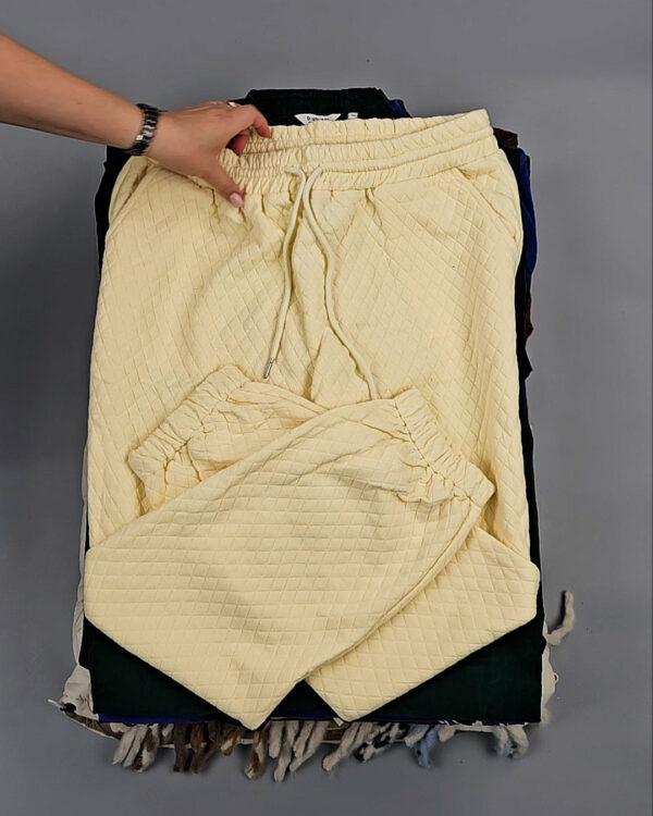 Фотография  581 - B.YOUNG Winter mix 104#15 кг, ЛОТ СТ-9196 оптом в Краснодаре и Краснодарском крае