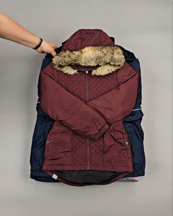 Фотография  428 - Верхняя одежда СТОК дети 065#10 кг, ЛОТ СТ-9340 оптом в Краснодаре и Краснодарском крае