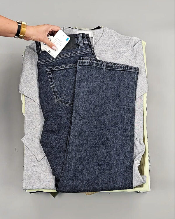 Фотография  215 - CASUAL FRIDAY Summer 075#15,6 кг, ЛОТ № СТ-9273 оптом в Краснодаре и Краснодарском крае