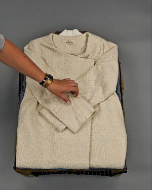 Фотография  904 - Верхняя одежда Корея 085#15 кг, ЛОТ № СТ-9245 оптом в Краснодаре и Краснодарском крае