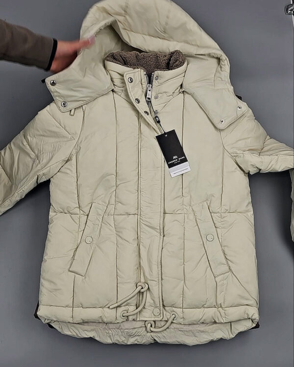 Фотография  800 - Верхняя одежда женская CAN 104#15 кг, ЛОТ СТ-9353 оптом в Краснодаре и Краснодарском крае