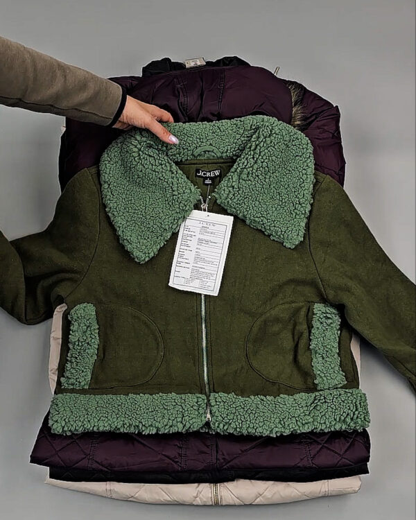 Фотография  229 - Верхняя одежда женская CAN 104#15 кг, ЛОТ СТ-9350 оптом в Краснодаре и Краснодарском крае