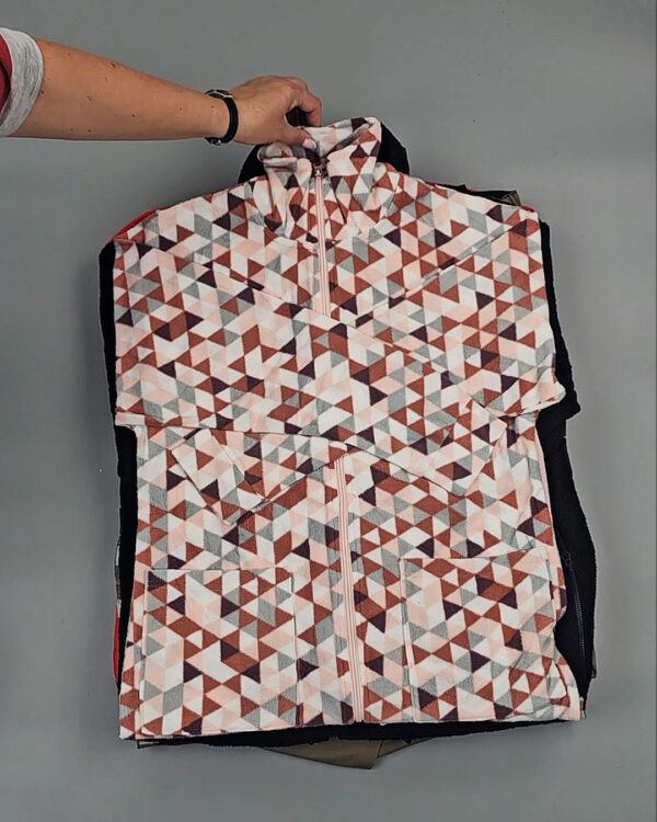 Фотография  323 - LIDL Winter mix 124#15 кг, ЛОТ №9144 оптом в Краснодаре и Краснодарском крае