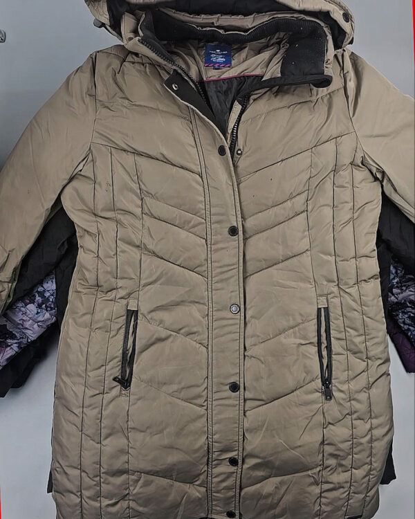 Фотография  945 - Куртки#25 кг, ЛОТ № СХ-0169 оптом в Краснодаре и Краснодарском крае