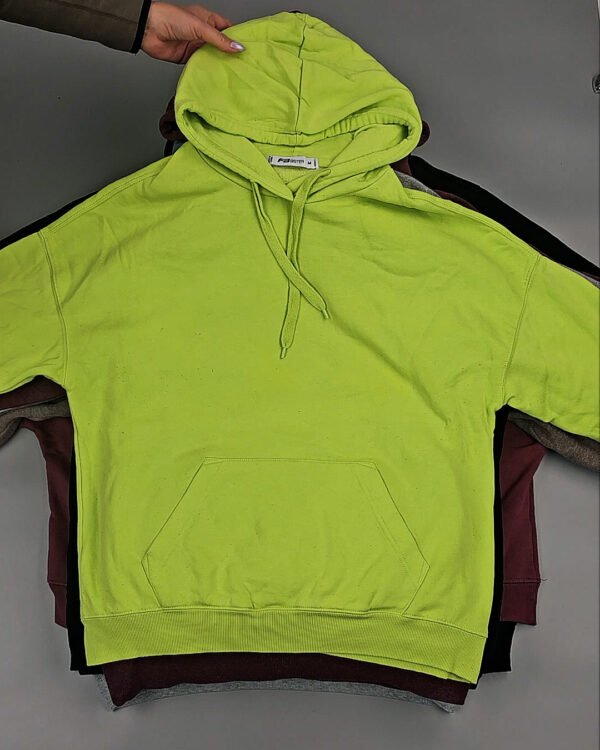 Фотография  475 - Толстовки#10 кг, ЛОТ № СХ-0152 оптом в Краснодаре и Краснодарском крае