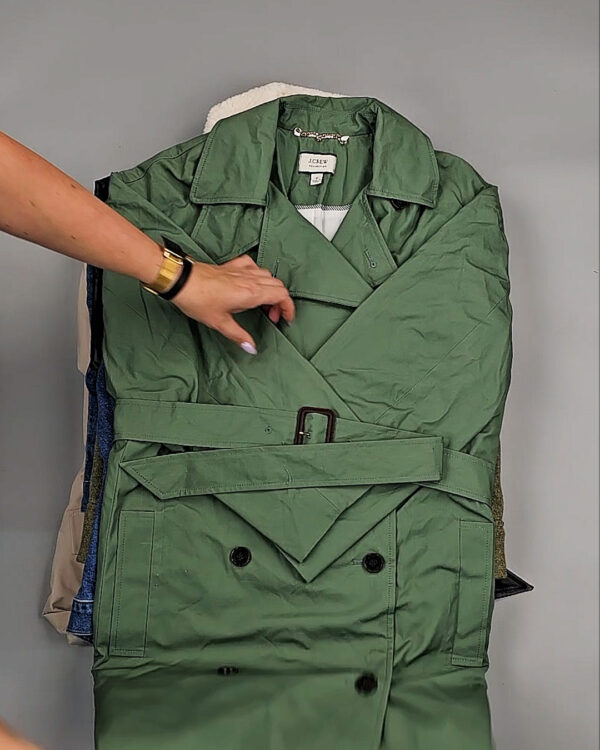 Фотография  380 - Ветровки женские CAN 104#12,4 кг, ЛОТ СТ-9403 оптом в Краснодаре и Краснодарском крае