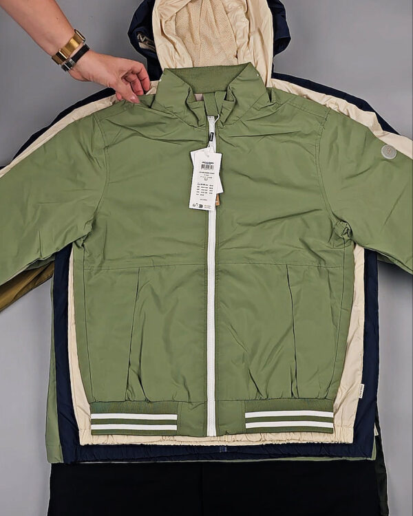 Фотография  171 - Ветровки BLEND HE + 075#10,3 кг, ЛОТ СТ-9570 оптом в Краснодаре и Краснодарском крае