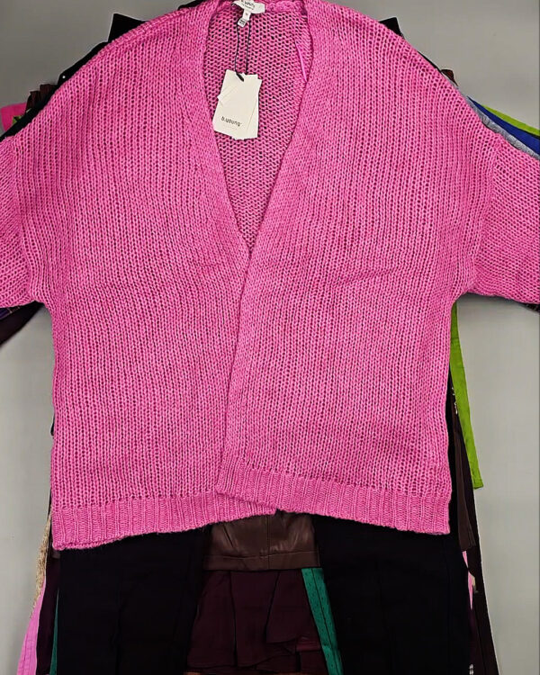 Фотография  806 - B.YOUNG Winter mix 104#15 кг, ЛОТ СТ-9597 оптом в Краснодаре и Краснодарском крае