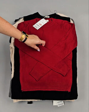 Фотография  596 - Джемпера Корея 085#7 кг, ЛОТ СТ-9415 оптом в Краснодаре и Краснодарском крае